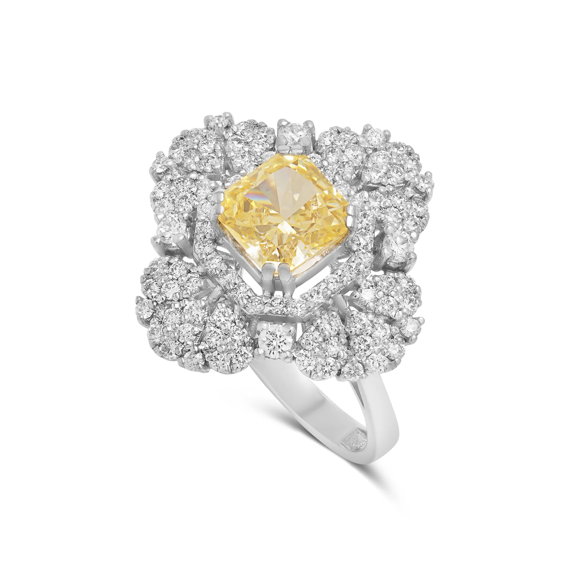 PP RG03238%201 Ring in 18K Gold with 0.97 Carat Diamonds